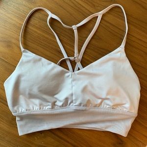 Alo Strappy Yoga Bra (Small, Lilac)